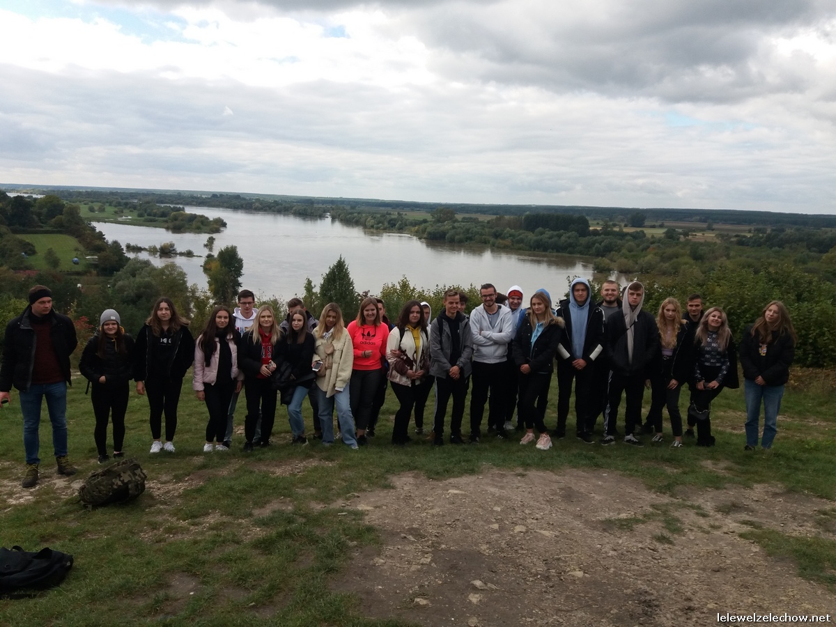 Zajęcia terenowe z geografii w Kazimierzu Dolnym