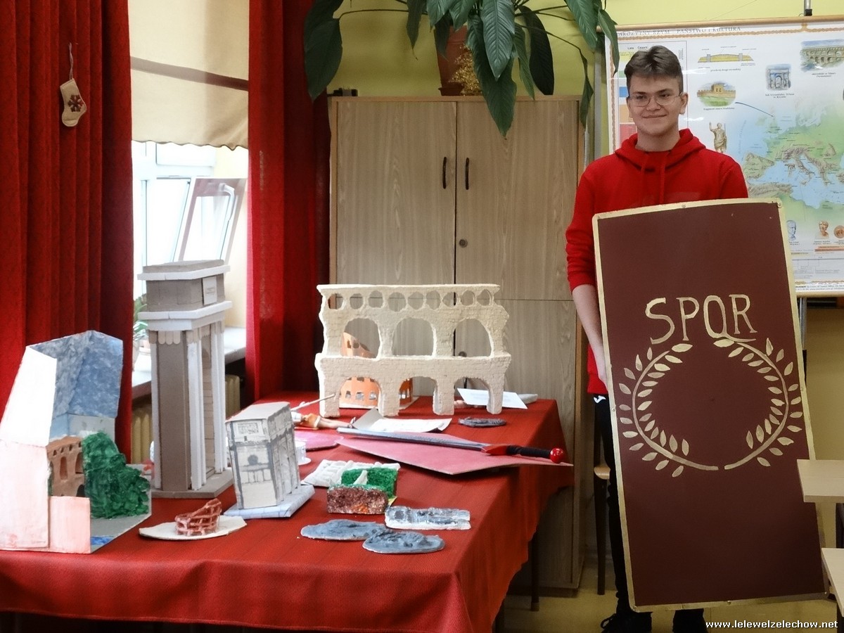 Projekt z historii- starożytny Rzym