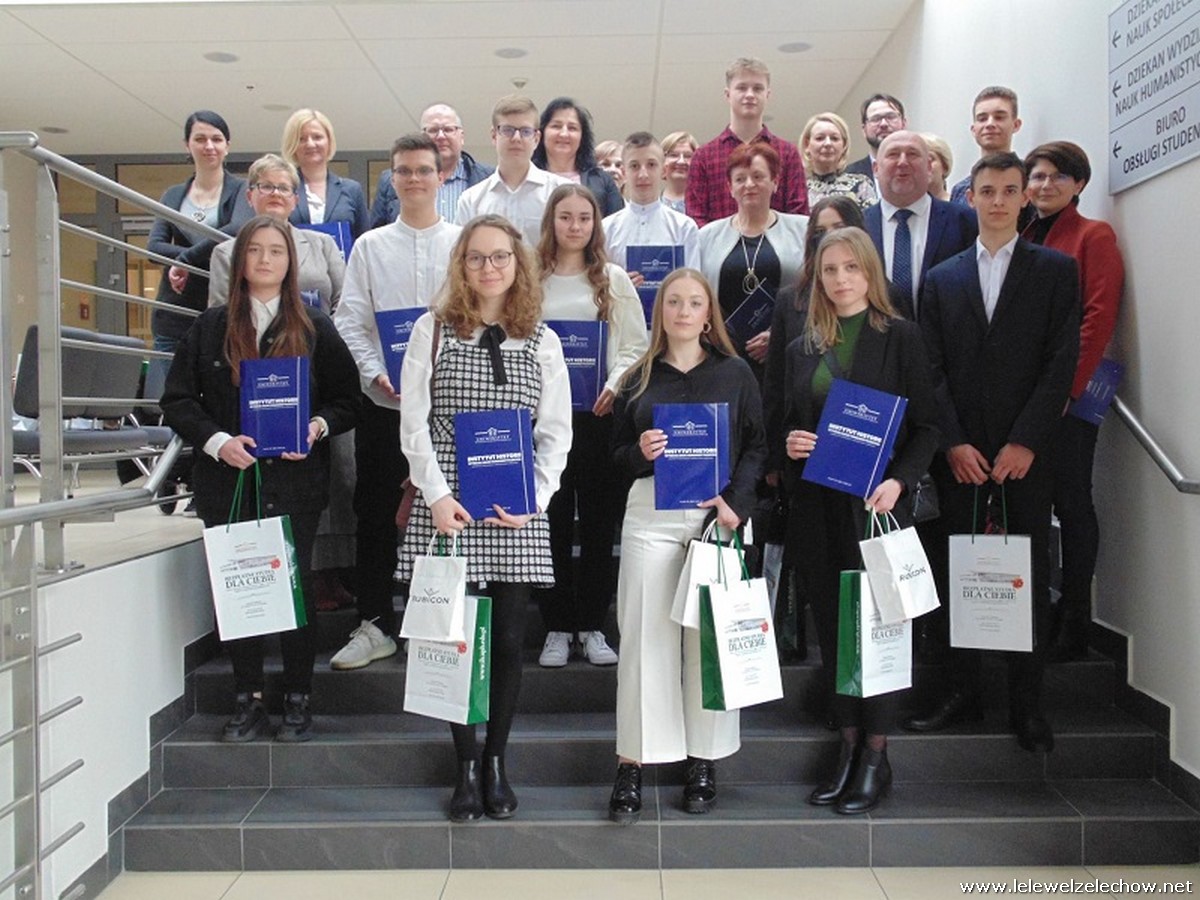 Sukces Julii Wdowiak w konkursie historycznym