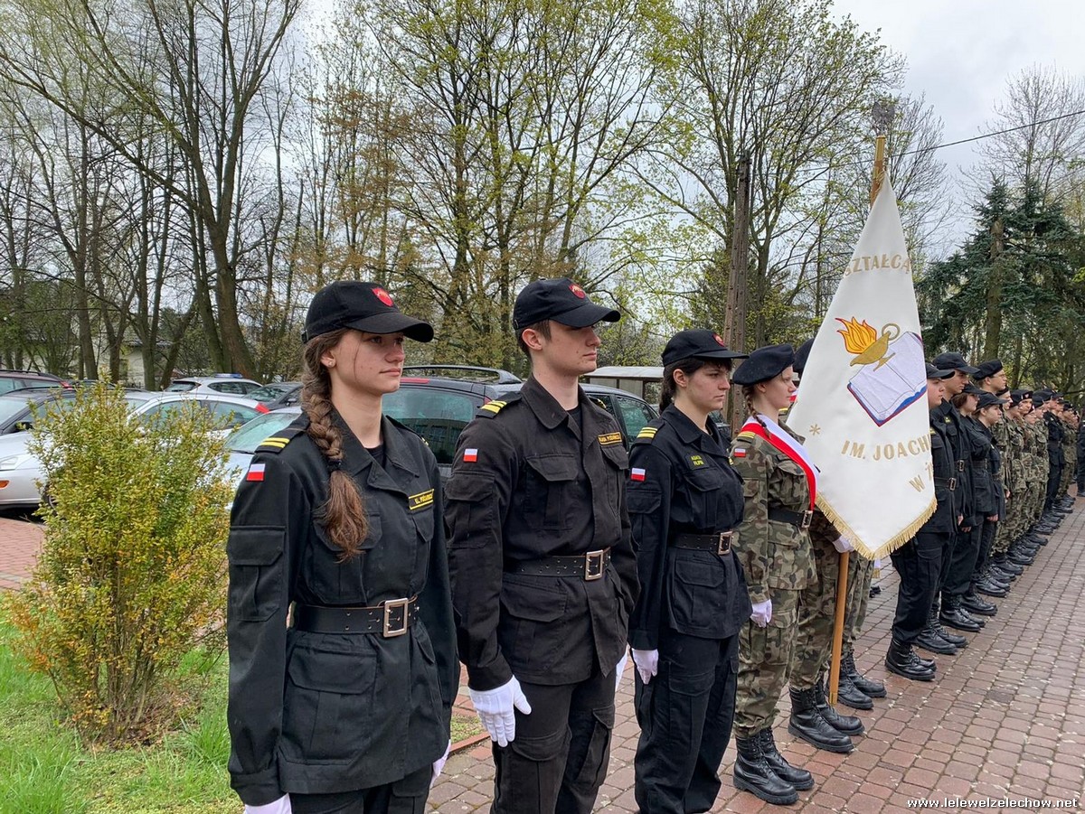 Awanse klas mundurowych