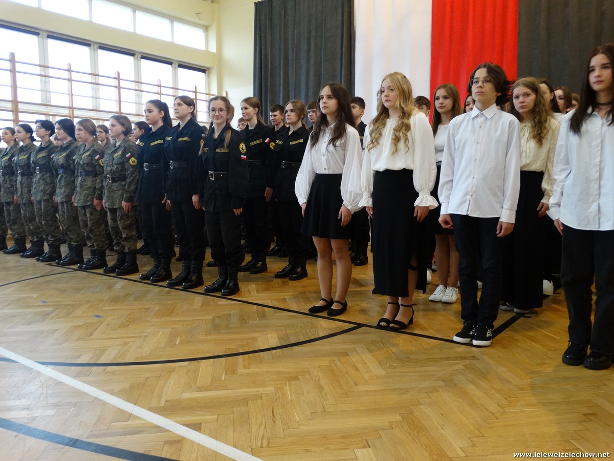 Święto Szkoły - Ślubowanie klas 1