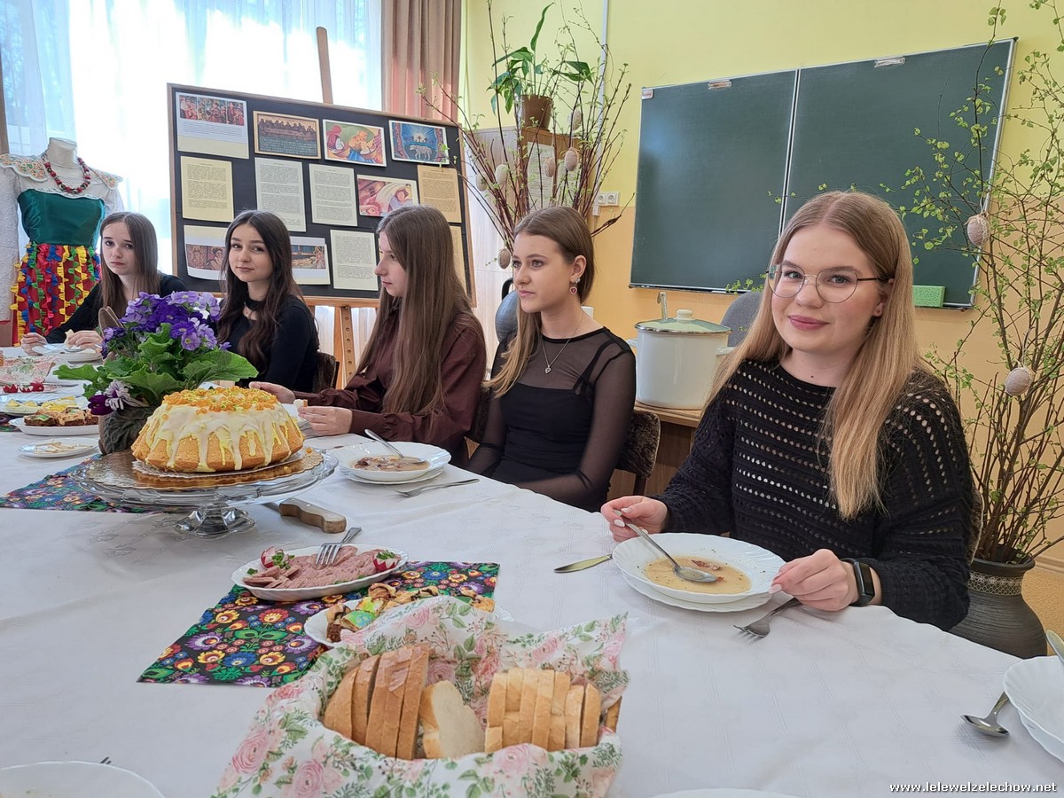 Projekt "Mapa Wiosny. Na ludowo" - śniadanie wielkanocne