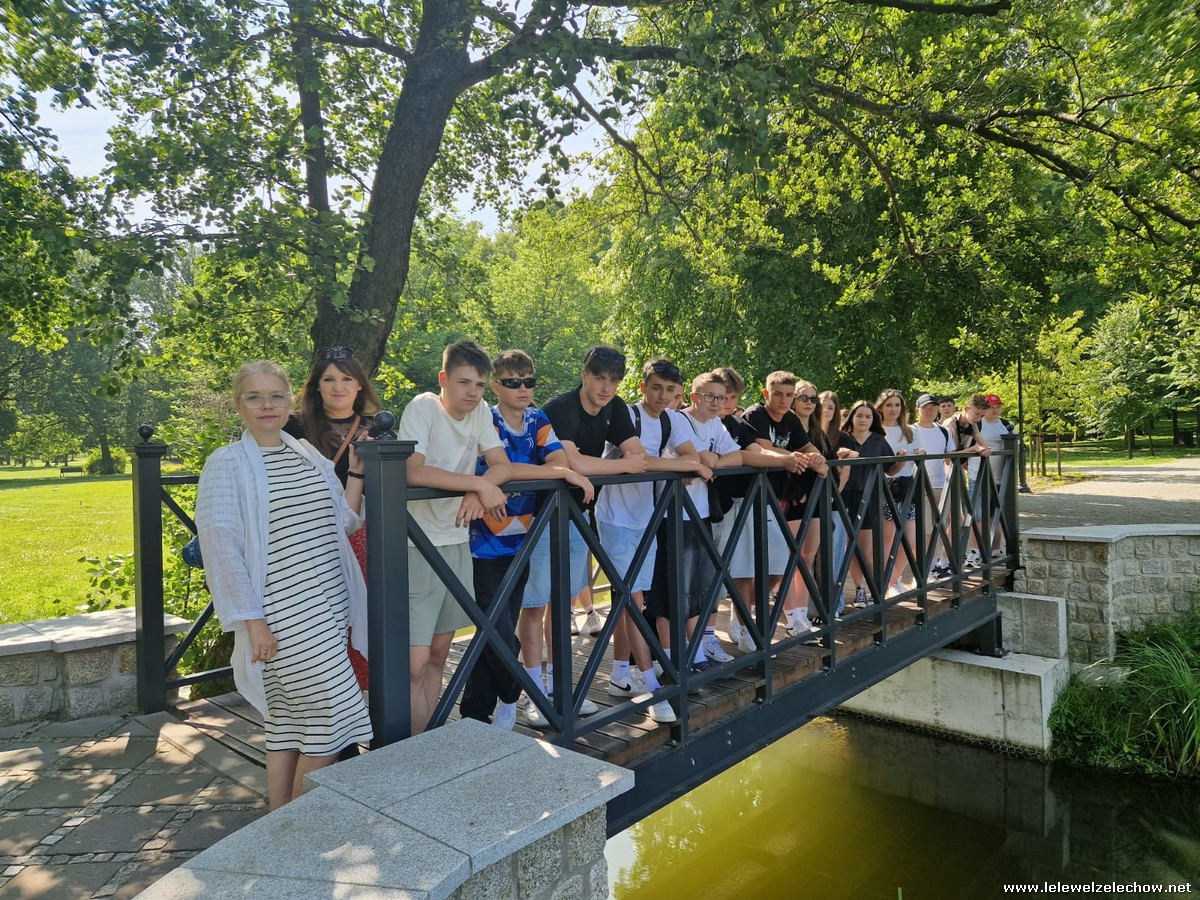 Dwudniowa wycieczka uczniów Lelewela - Nałęczów i Puławy